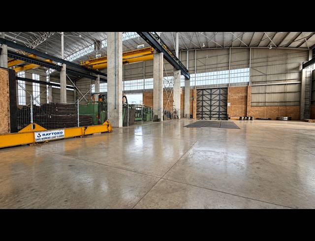 1,000M² WAREHOUSE TO LET IN TUNNEY